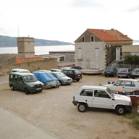 Apartment Komiza 8533a